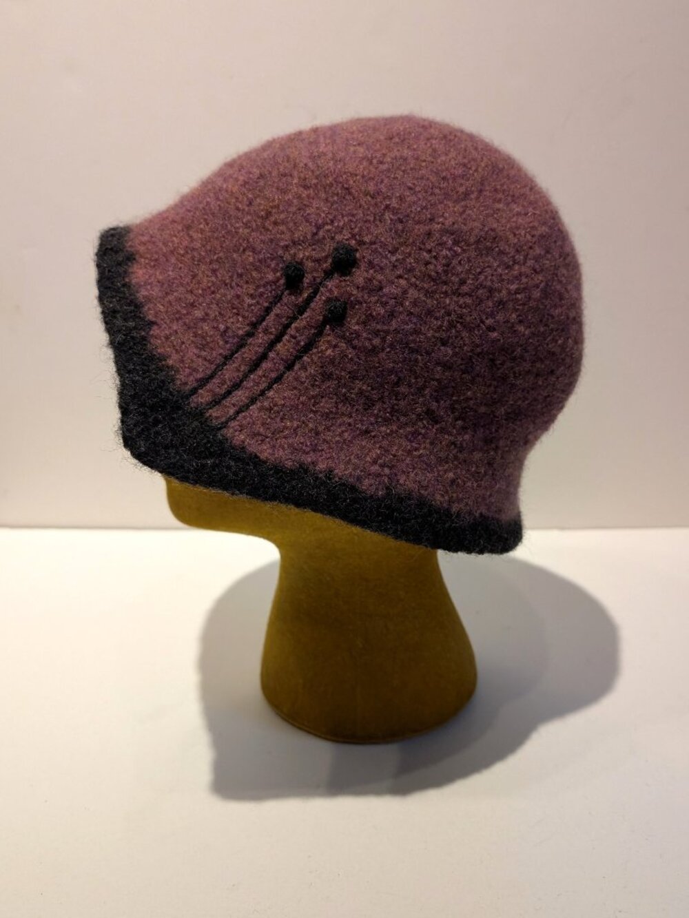Pink/purple Vivid Works wool hat 1920’s style